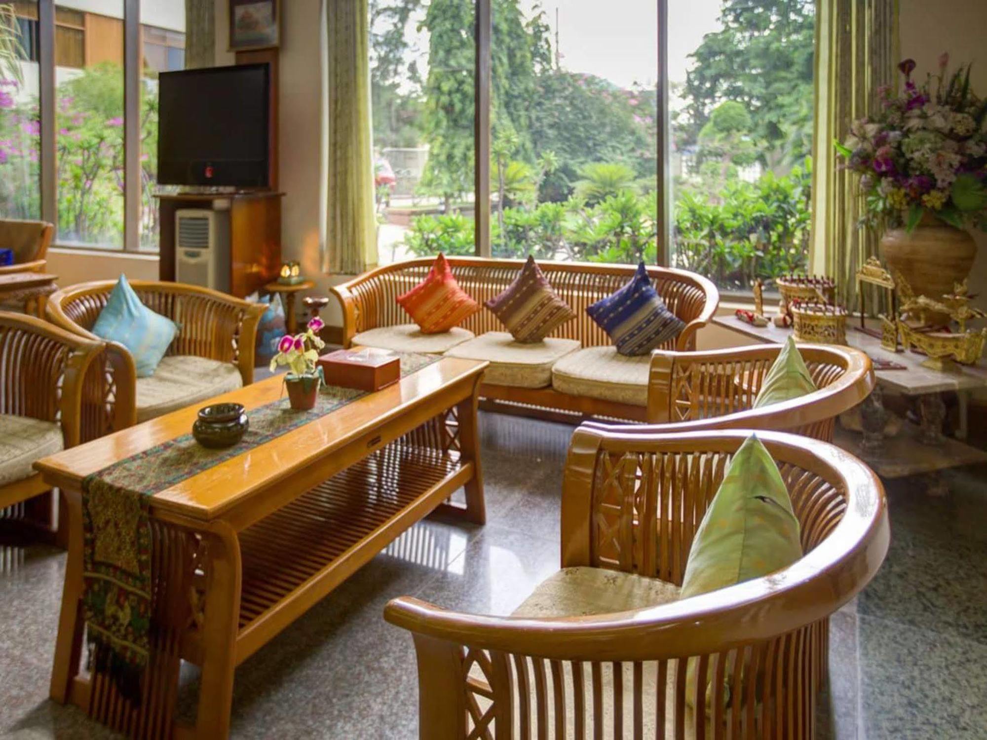 Nadi Myanmar Hotel Mandalay Eksteriør billede